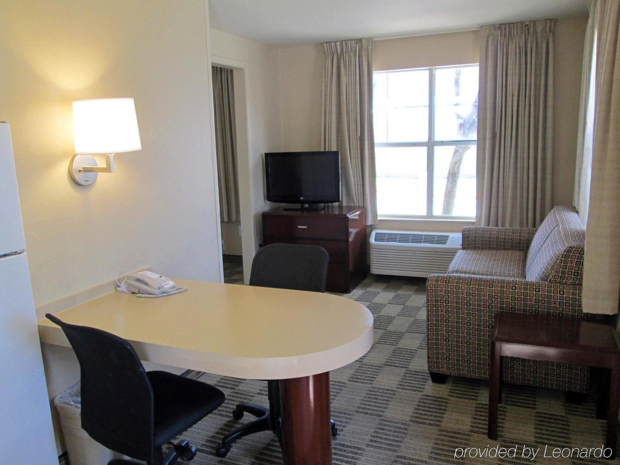 Extended Stay America Suites - Dallas - Vantage Point Dr Экстерьер фото