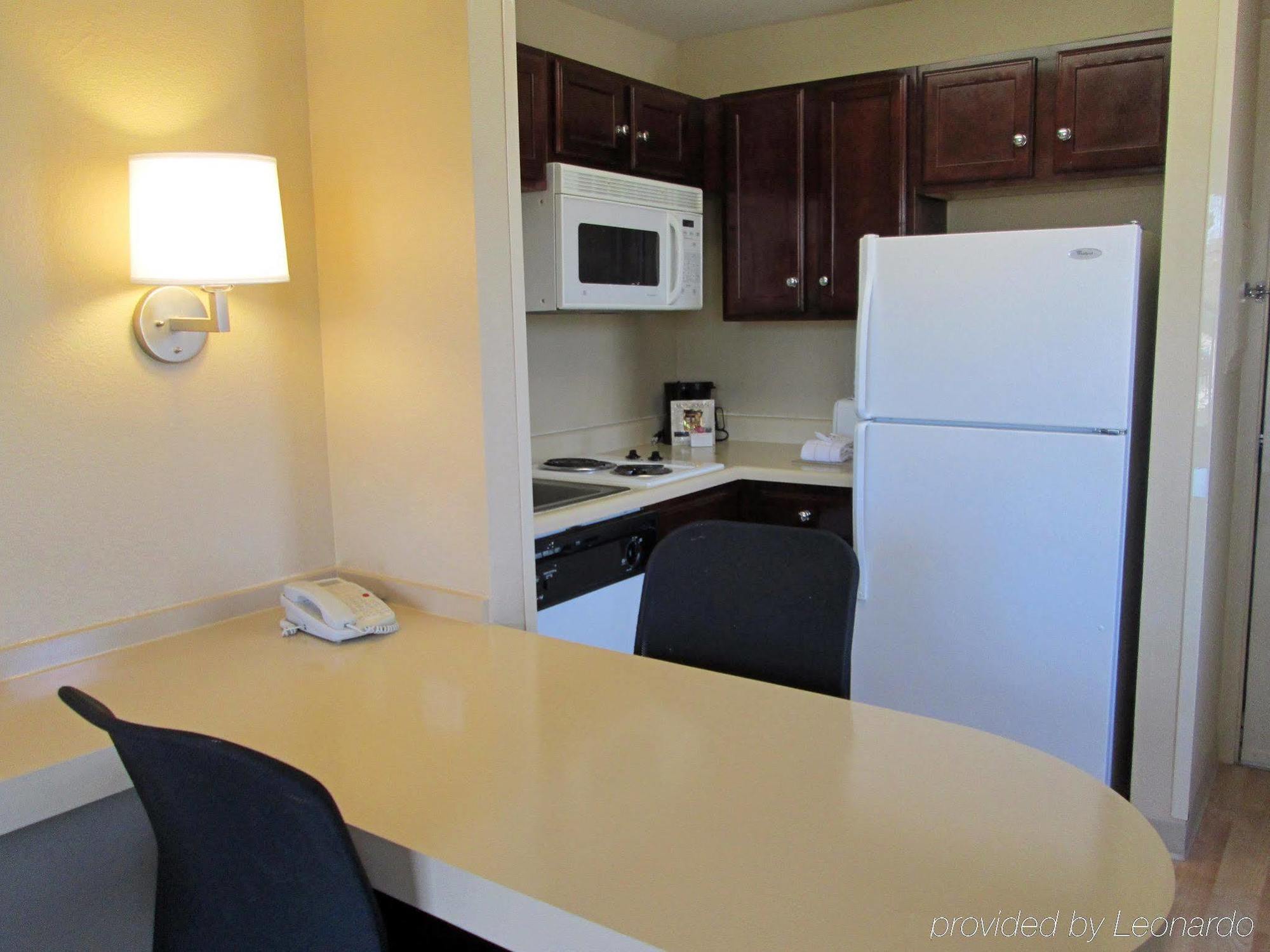 Extended Stay America Suites - Dallas - Vantage Point Dr Экстерьер фото